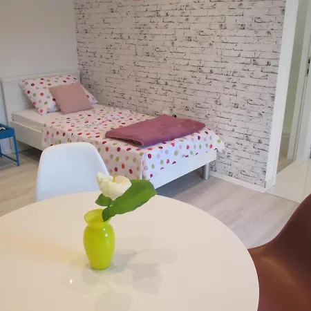 Apartamento Candy Ap.-near Center,bus,beach+free Parking Place