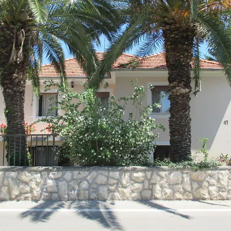 Candy Ap.-near Center,bus,beach+free Parking Place Appartement *